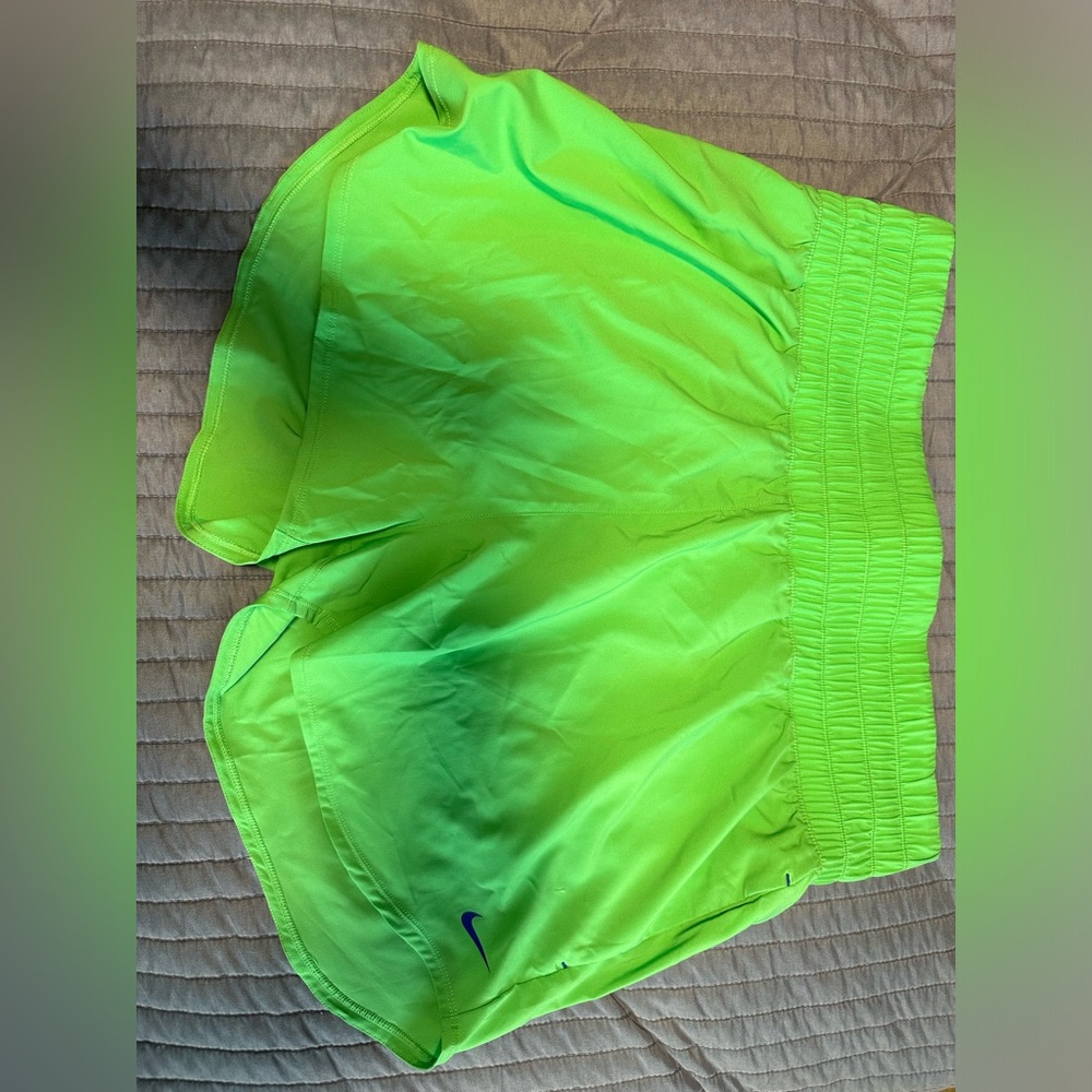 Nike One Shorts